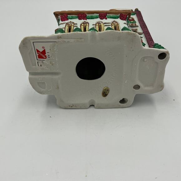 Vintage 1998 Trim a Home Porcelain Church Cathedral Hand Painted Collectibles - Picture 7 of 7